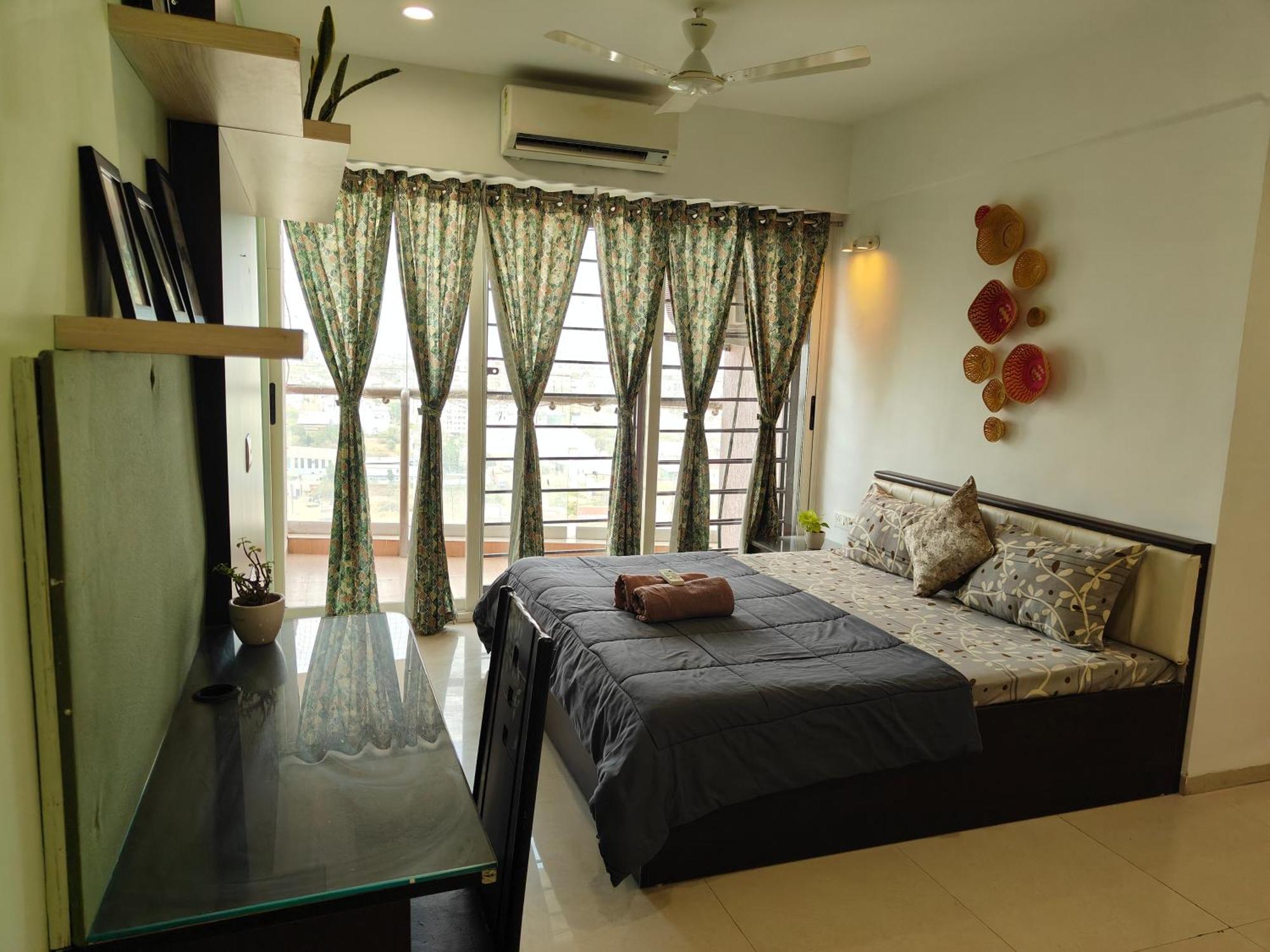 印多尔Staeg Skyline View 3Bhk - 1404公寓 外观 照片